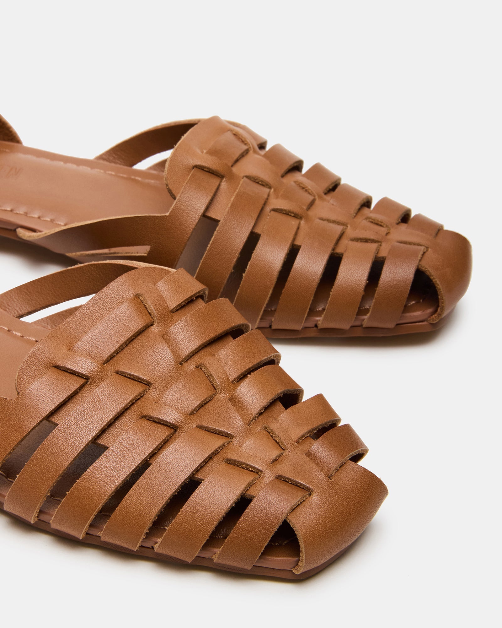 MEDLIN TAN LEATHER - SM REBOOTED