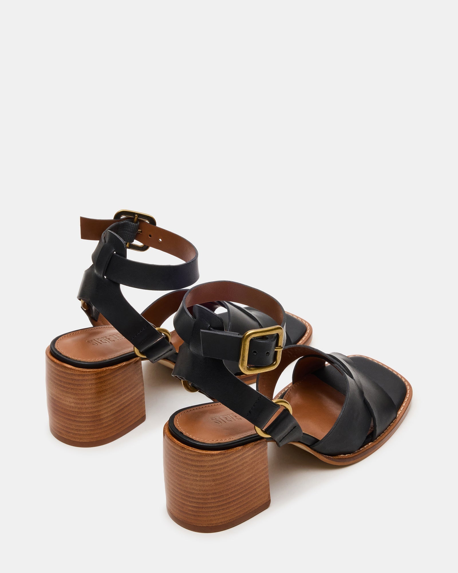 TRURO BLACK LEATHER
